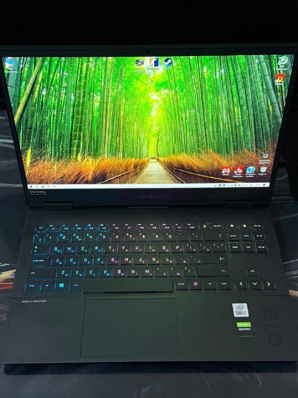 Ноутбук Omen 15, наушники AirPods 3 2