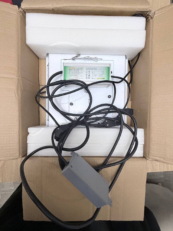 Гроубокс Snake Ray 120x120x200 и 2 лампы Mars Hydro TS 1000 7