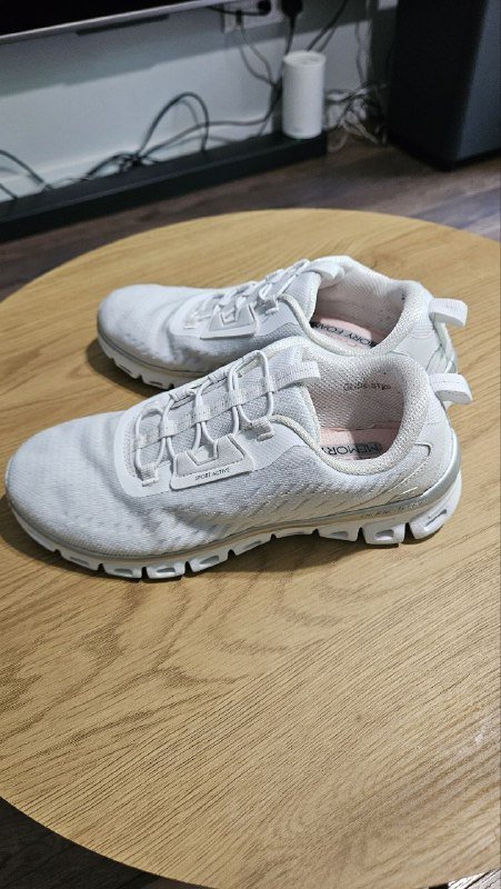 Женские кроссовки Sketchers размер 37 белые 2