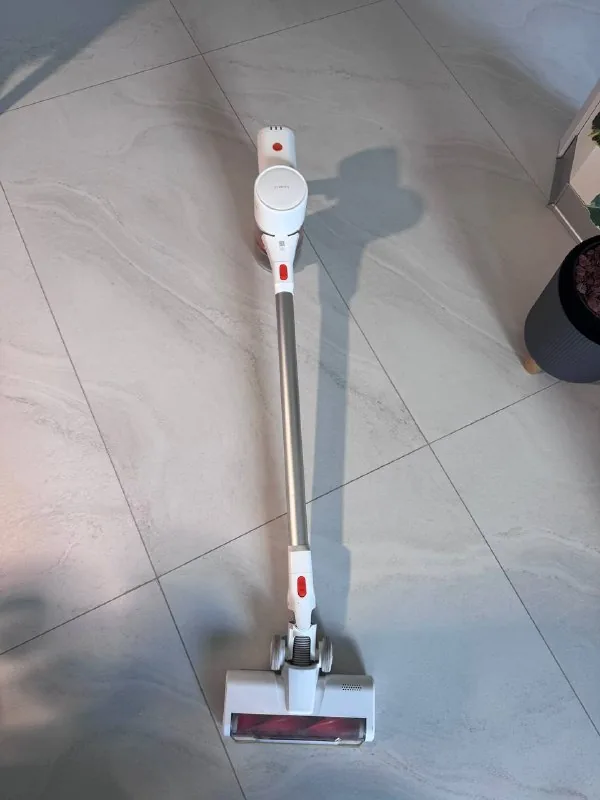 Пылесосы Xiaomi Robot Vacuum E10, Vacuum Cleaner G20 Lite 1