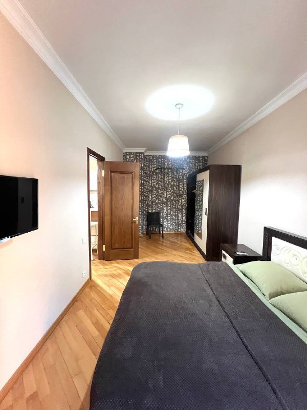 3-комнатная квартира с 2 спальнями в Старом Батуми 6