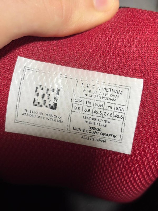 DC Shoes Court Graffik, Adidas Adifom 2