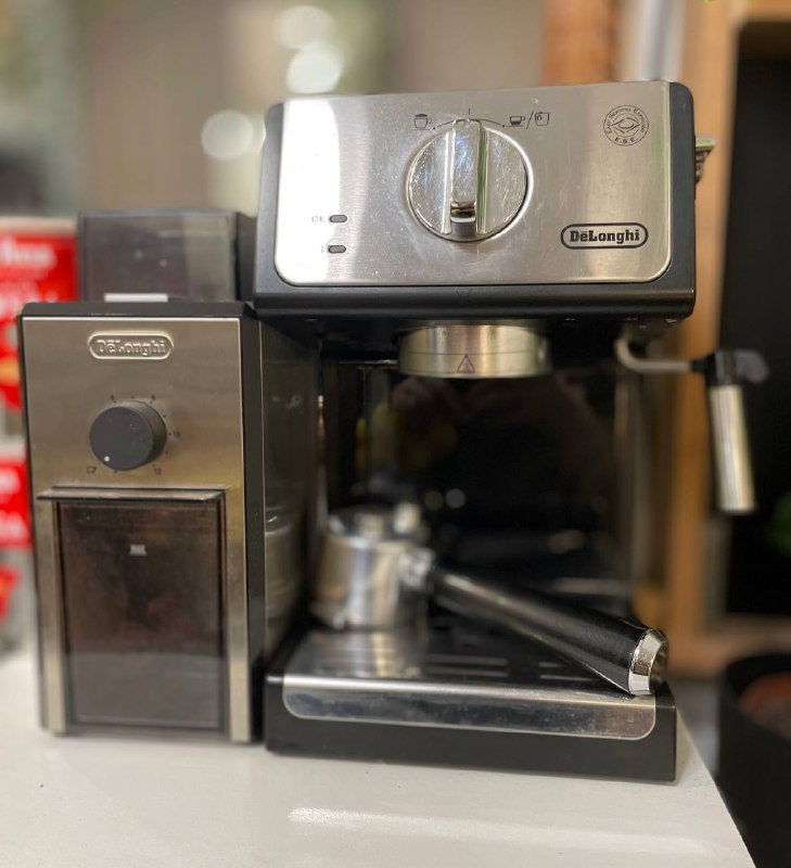 Кофе машина и кофемолка DeLonghi
