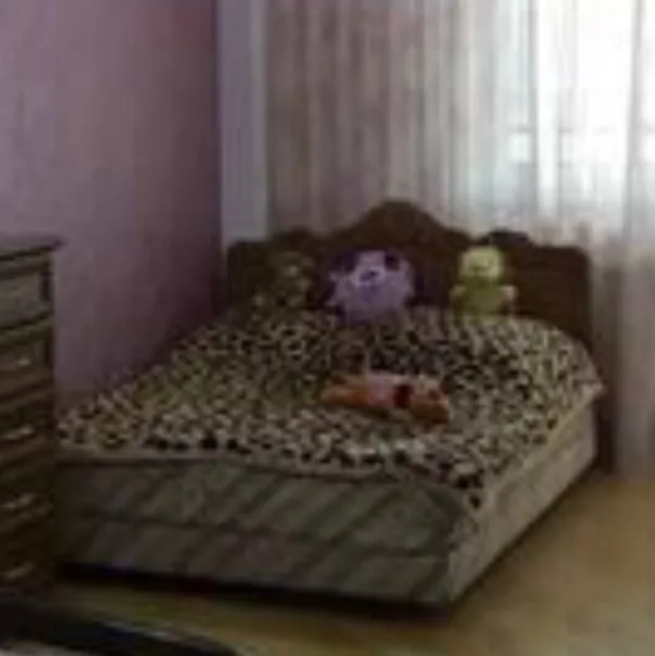 Двуспальная кровать с матрасом
