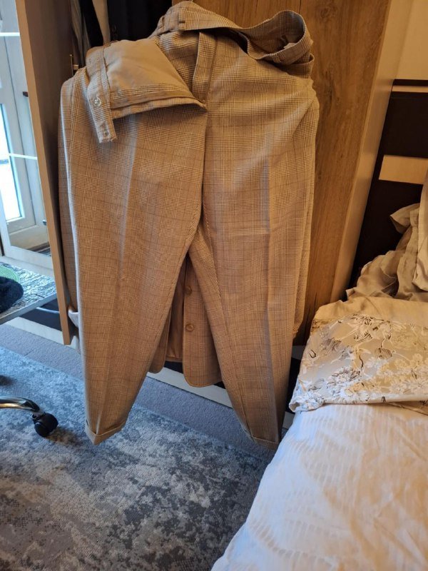 Женское пальто и костюм размер L 6