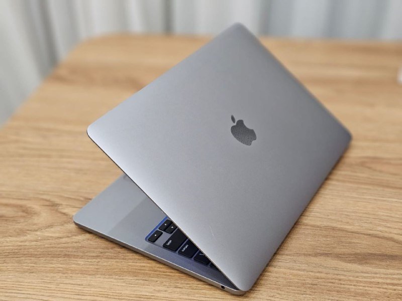 MacBook Pro 2020 M1 2