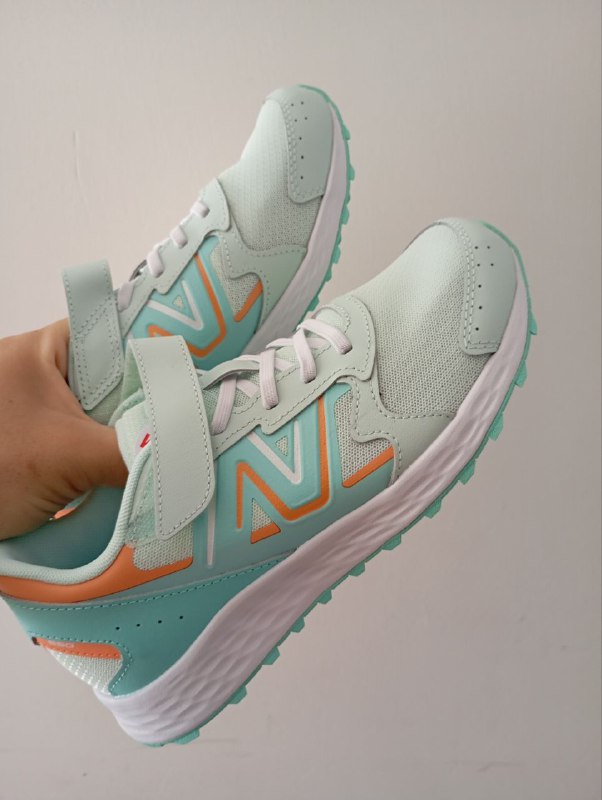 Кроссовки New Balance, босоножки Jack Wolfskin, гофре 2