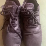 Беговые кроссовки adidas 1
