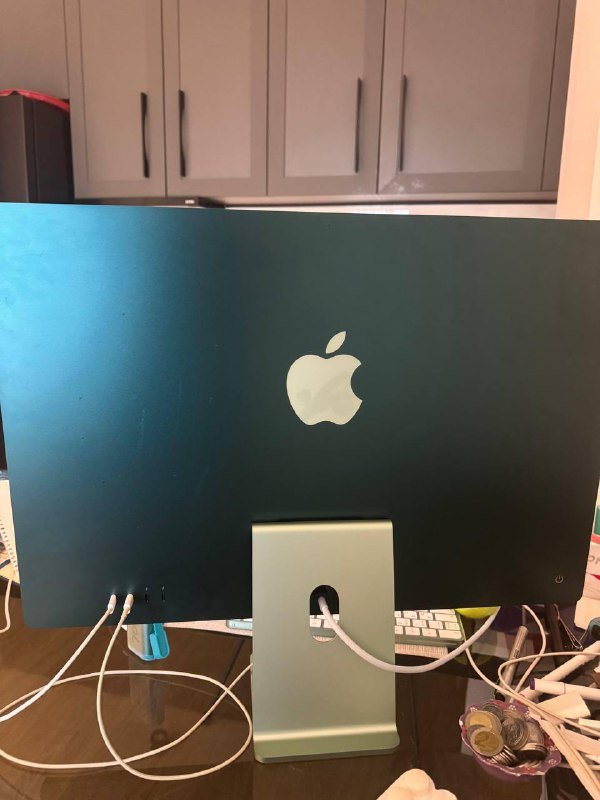 Apple iMac 24 дюйма на чипе Apple M3 2023