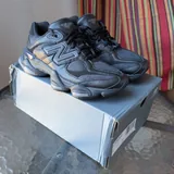 Женские кроссовки New Balance 9060 1