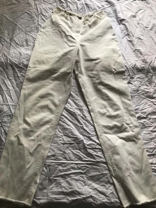 Белые штаны, топ H&M, топ Koton, белые шорты 1