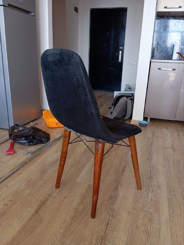 4 мягких стула черной ткани 2