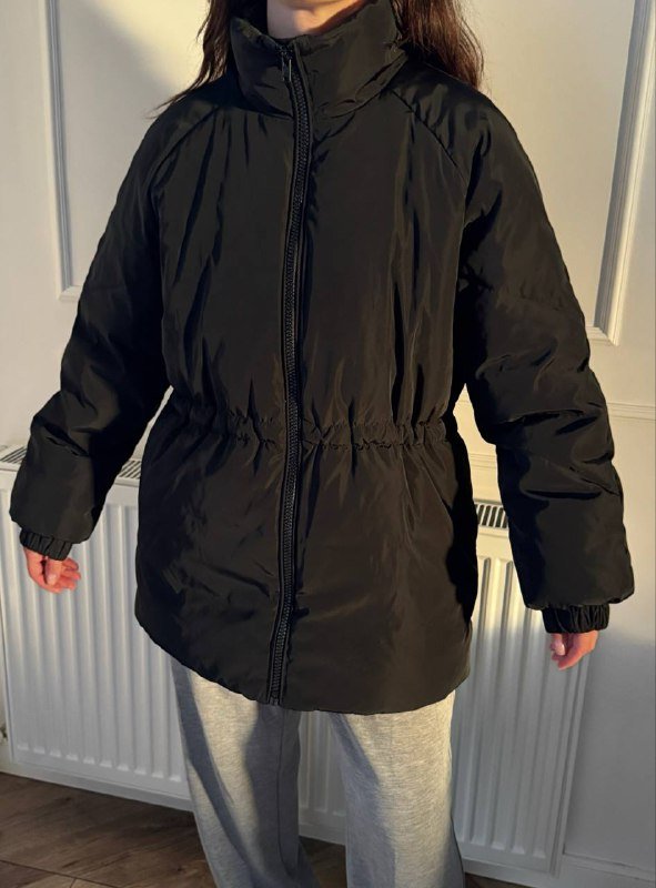 Чёрная зимняя куртка Wrangler размер S 2