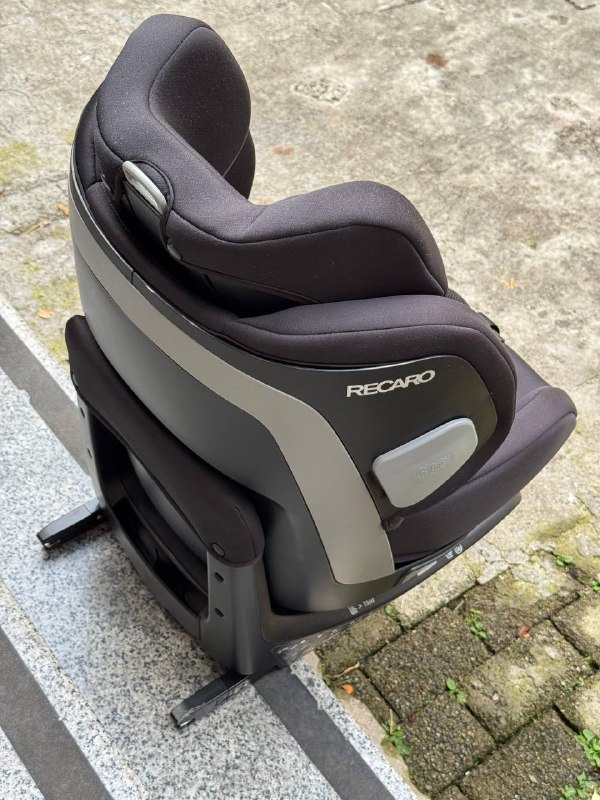 Детское автокресло Recaro Salia 0-7 лет 3