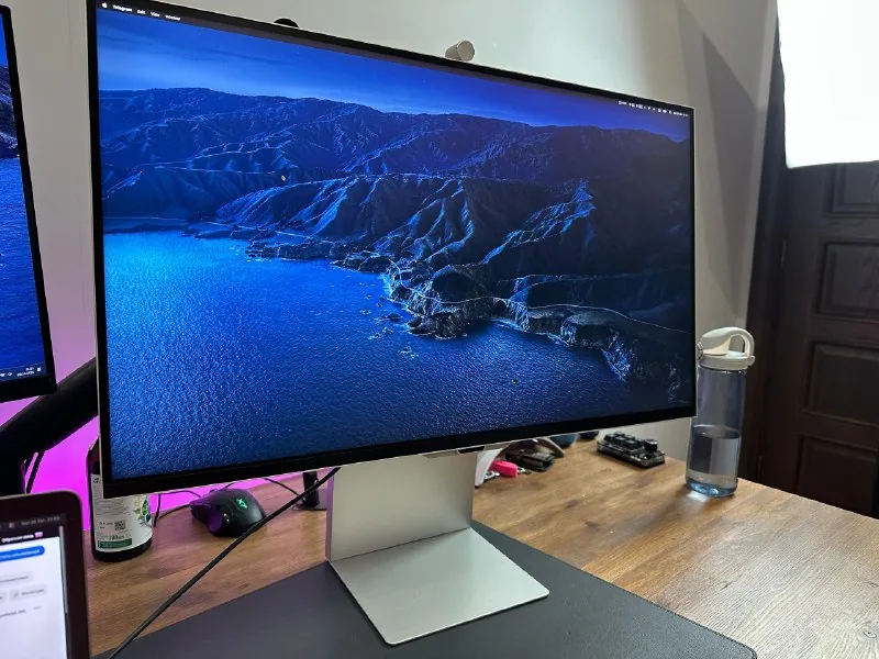 Монитор Samsung ViewFinity S9 27" 5K