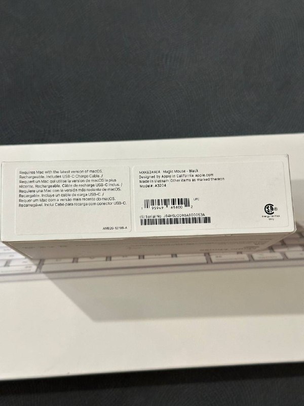 Apple Magic Mouse 4, Apple Magic Keyboard 2