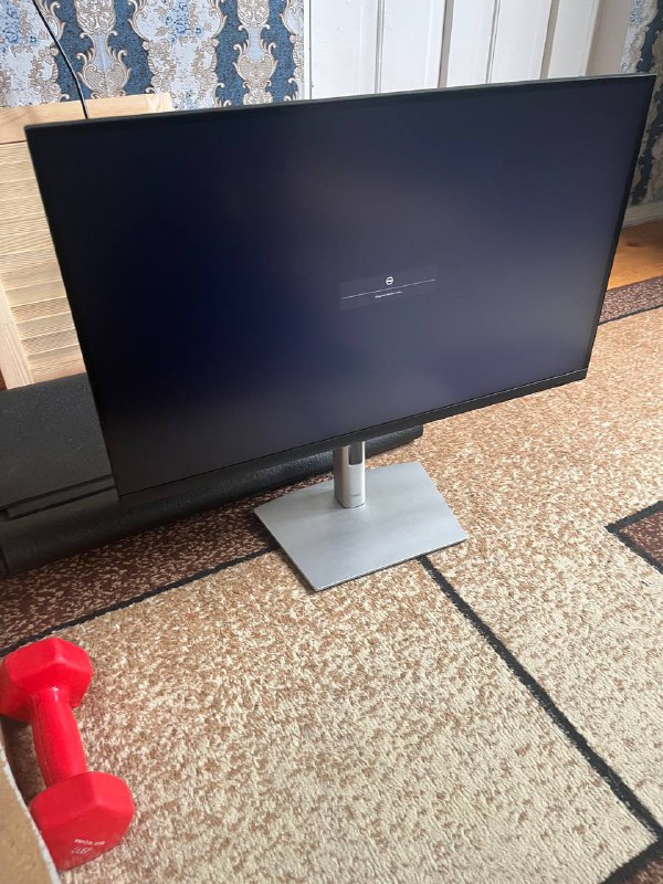 Dell P2723QE Monitor
