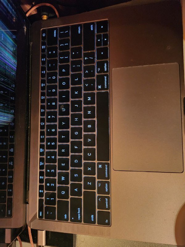 Макбук про 2017 ретина с разбитым экраном