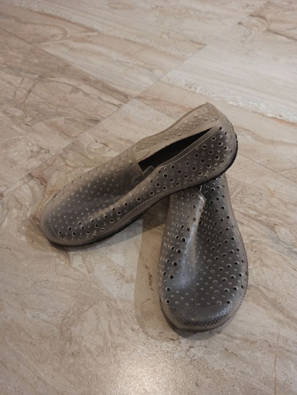 Светильники, шланги, ручки, рамки для розеток, тапки 7