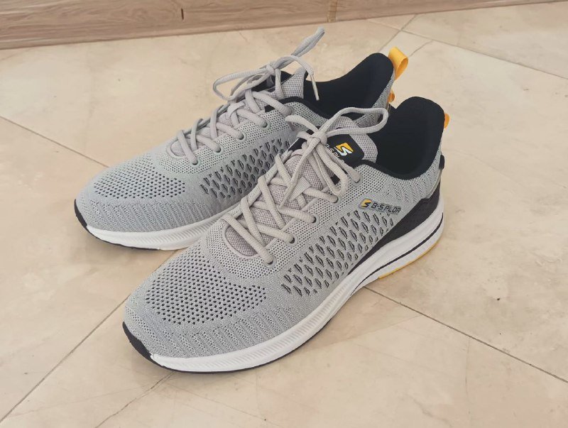 Мужские кроссовки размер 46