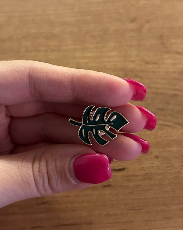 значки, броши, набор значков 9