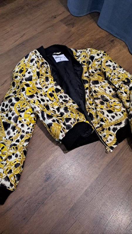 Бомбер Moschino H&M