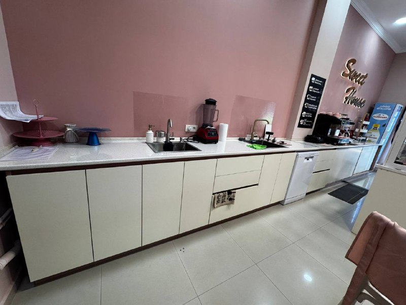 Мебель для кафе кассовая стойка шкафы мойки 2