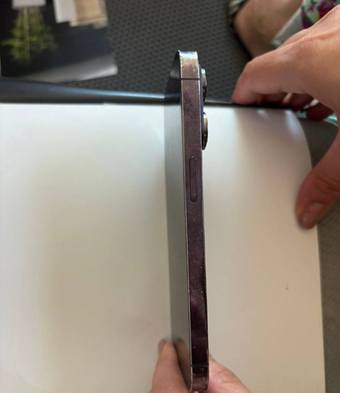 iPhone 14 Pro 128 GB 2