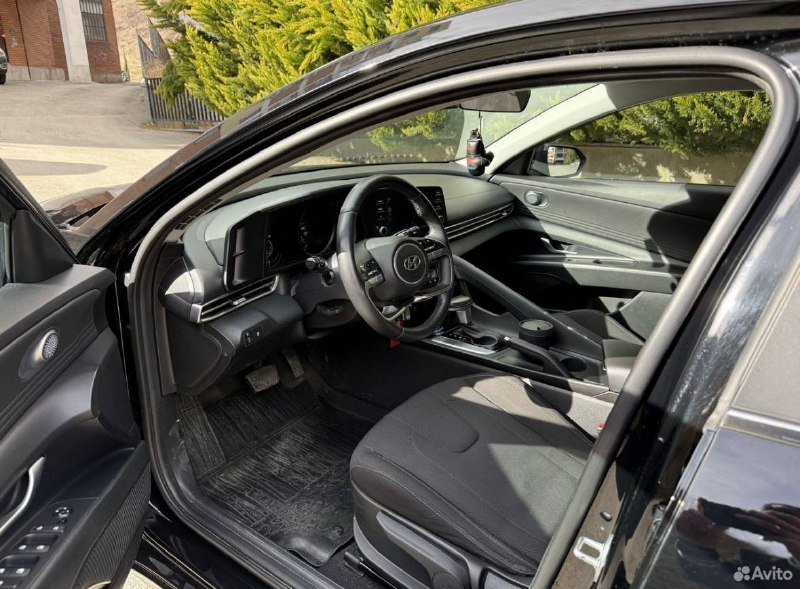 Hyundai Elantra 2021 5