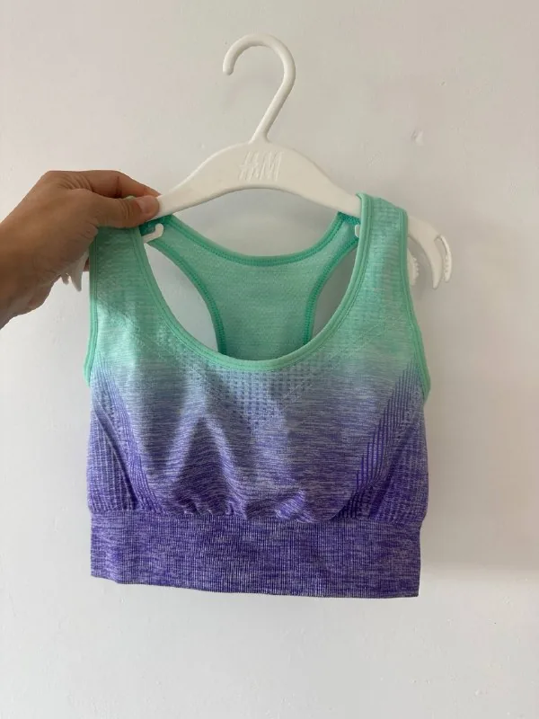 Sports outfit: top and leggings, size S 1