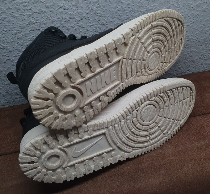 Nike кроссовки 42.5, Reebok 42.5, Puma белые 42, Nike Court Vision Mid 42.5, Vans 42, Lacoste 42.5-43 7