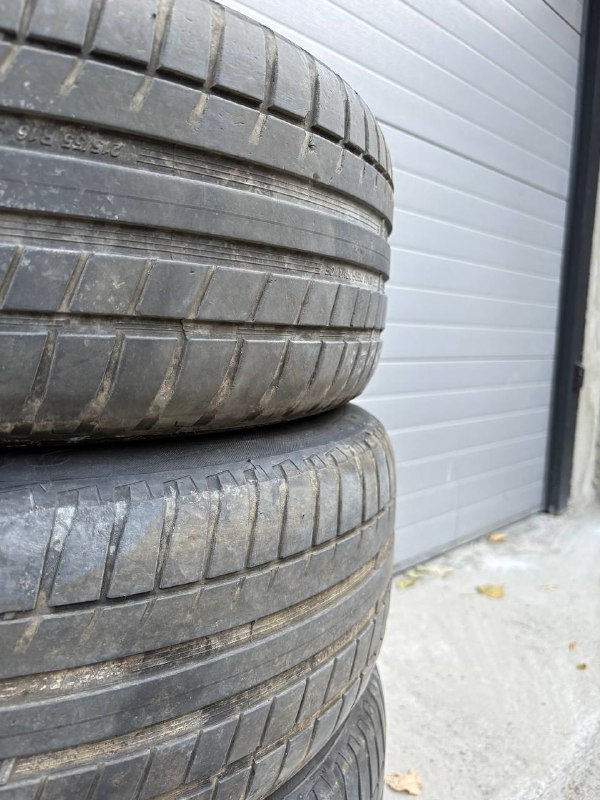 Шины и диски 215/55 R16 3