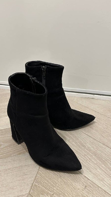 Женские осенние ботильоны 35 размера