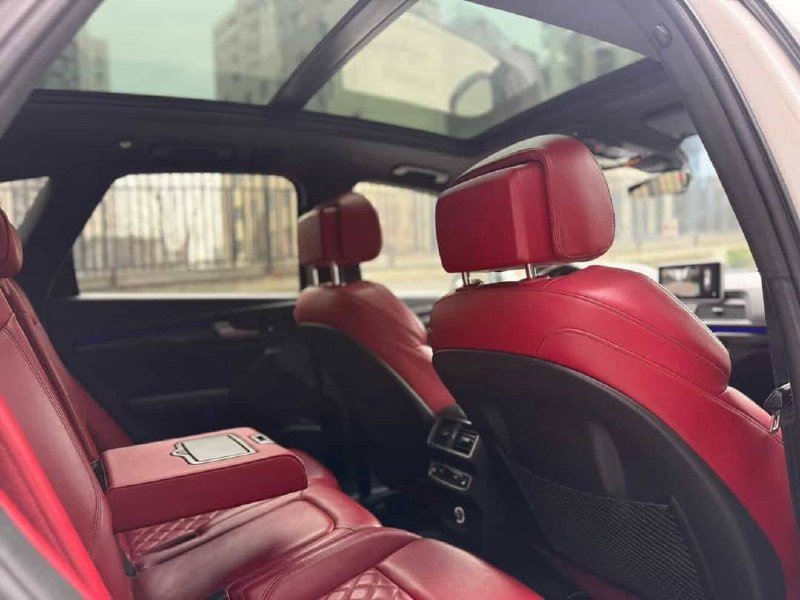Audi SQ5 Prestige 7