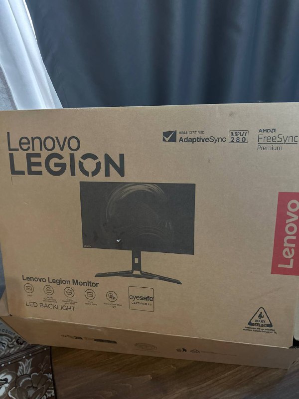 Lenovo Legion Monitor 2560x1440 IPS 180Hz