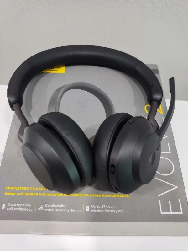Jabra Evolve2 65 беспроводная гарнитура 1