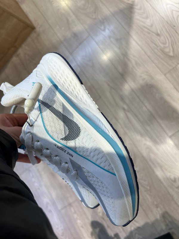 Кроссовки Nike черные и белые 5