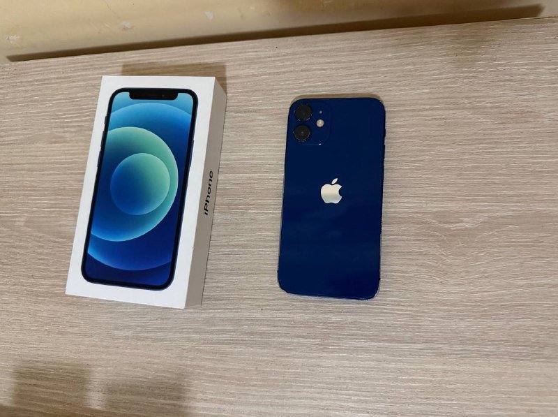 iPhone 12 Mini 128 ГБ, Apple Watch Series 4 в комплекте
