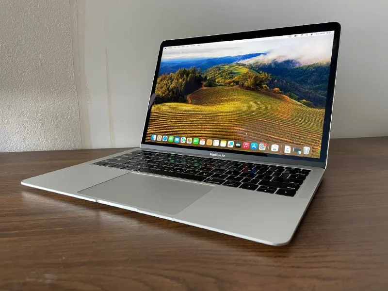 MacBook Air 13 2018 1