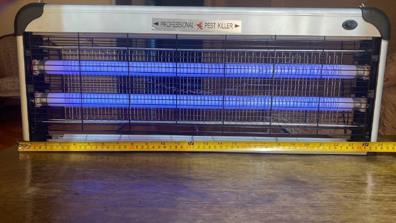 Электрический уничтожитель насекомых Professional Pest Killer