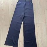 Mavi jeans, trousers and sweaters 5