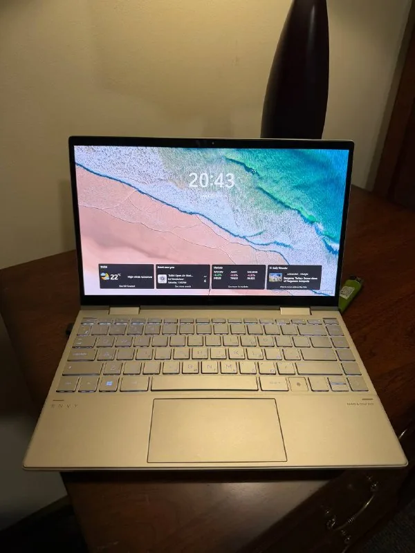 HP Envy 360 ноутбук 1