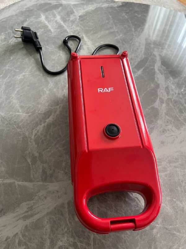 Новая вафельница с множеством насадок