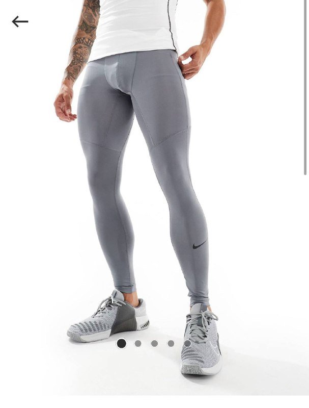 Кардиган ZARA, шорты Skins Triathlon, Nike тайтсы, шорты Adidas City Escape, толстовка Adidas, пуховик Ellesse, брюки Ted Baker, свитер H&M, треккинговые брюки Fjallraven 7