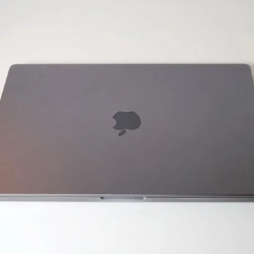 MacBook Pro 16" 32 ГБ 2021 Space Gray