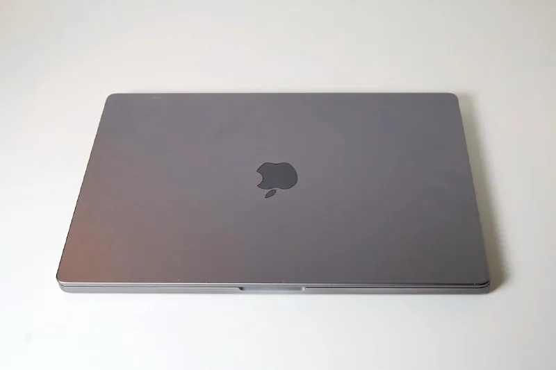 MacBook Pro 16" 32 ГБ 2021 Space Gray 1