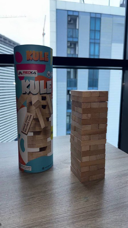 Монополия, Дженга, Шахматы, спортивные резинки, скакалка со счётчиком 3