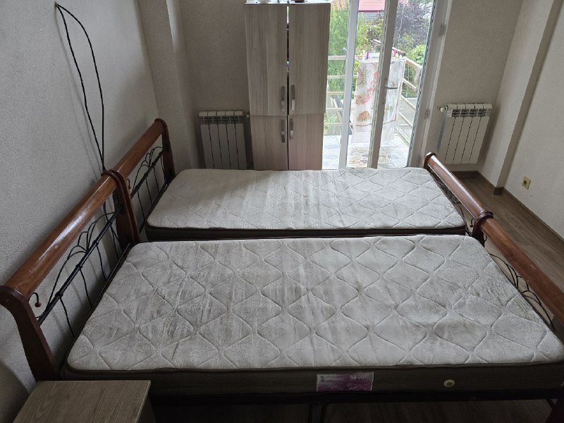 Кровати с матрасом