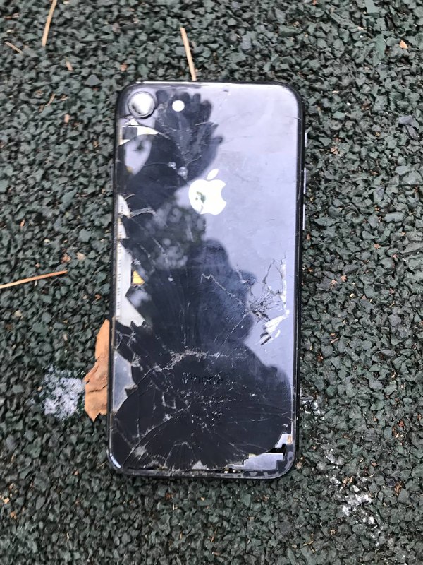 iPhone 8 2
