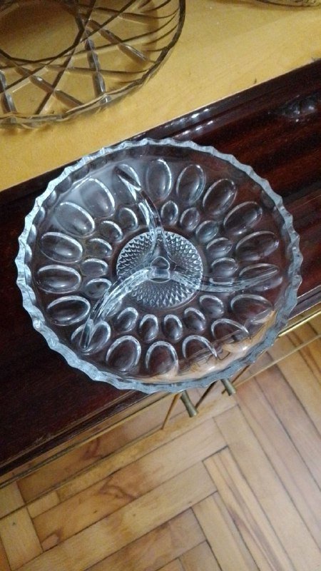 Тарелка из стекла с 3 отделами для орехов